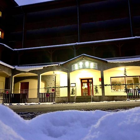 Adonis Valberg Exterior foto